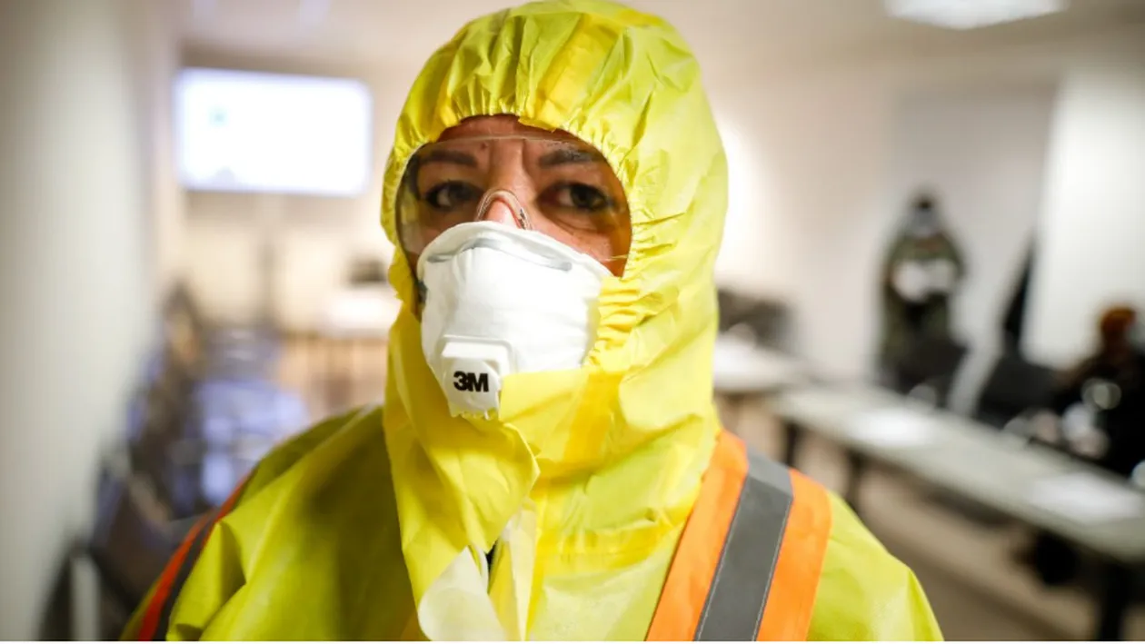 Vid legislativ în acordarea stimulentelor de risc de 2 500 de lei pentru personalul medical implicat în lupta anti-Covid-19 / Bonificații diferite pentru starea de urgență vs. starea de alertă