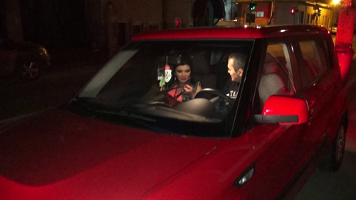 Ultimele imagini cu Bahmu si iubitelul Mihai! Vezi cat de abatuti au fost cei doi in ultima noapte petrecuta impreuna!