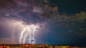 ALERTĂ METEO. Vremea se răceşte şi va ploua în toată ţara