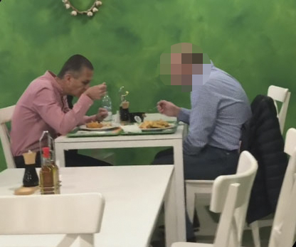 Iulian Stanciu este un personaj discret, care preferă să mânânce la "Împinge tava"