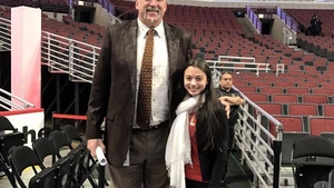 LAURA BRETAN, demonstraţie de talent! A cântat imnul Americii la mechiul echipei Chicago Bulls

