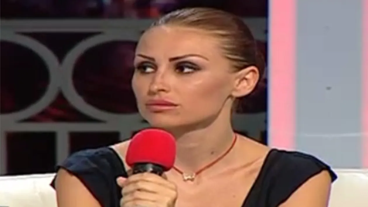 Lucrurile se complica! Roxana ex-Trident a avut un scandal in parc si cu iubitul ei, fostul sot al Oanei Frigescu