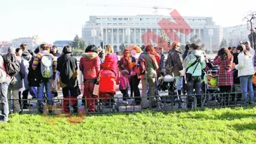 Mamicile, cu pruncii in fata Guvernului
