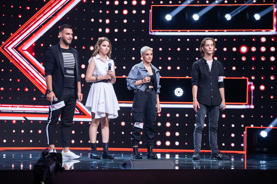 Emisiunea Masked Singer, „îngenuncheată” de X-Factor!