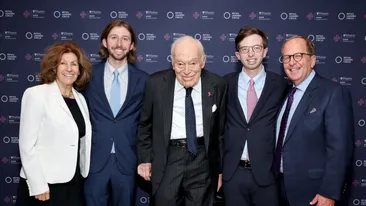 BREAKING | A murit Leonard Lauder, președintele companiei Estée Lauder