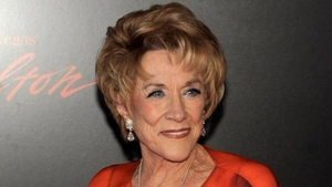 Veste tristă pentru fanii serialului "Tânăr şi neliniştit"! Actriţa Jeanne Cooper a fost spitalizată în stare critică