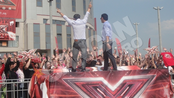 Peste 5.000 de oameni si-au incercat norocul la X Factor!