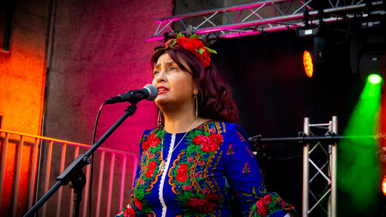 Lacrimi și rugăciuni pentru Rona Hartner, după ce sora ei a anunțat că își trăiește ultimele clipe. Ce a apărut pe pagina ei de Facebook