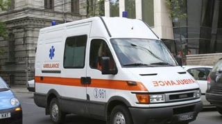 O fetita de doi ani a ajuns in coma la spital, dupa ce a fost batuta de bona