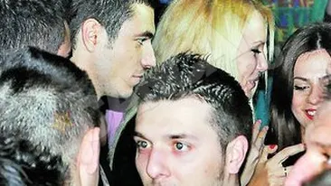 Parasita de prieten din cauza lui Piturca Jr.