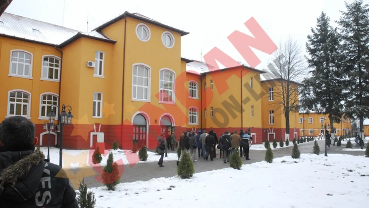 Scoala de spioni, dotata cu crama!
