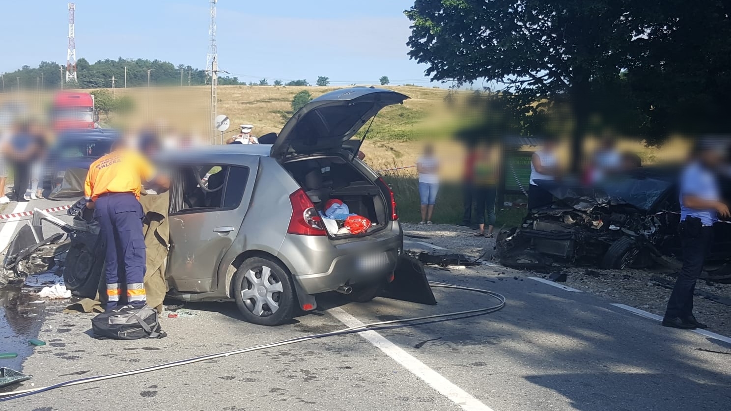 Tragedie în Vâlcea! Trei persoane au murit într-un accident rutier