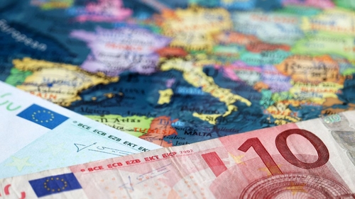 Taxă impusă de UE pentru România și restul țărilor care fac parte din uniune. Cât trebuie să plătească un cetățean pentru viză