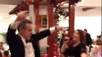 Imagini nemaivăzute cu Gigi Becali pe ringul de dans la o nuntă de aromâni