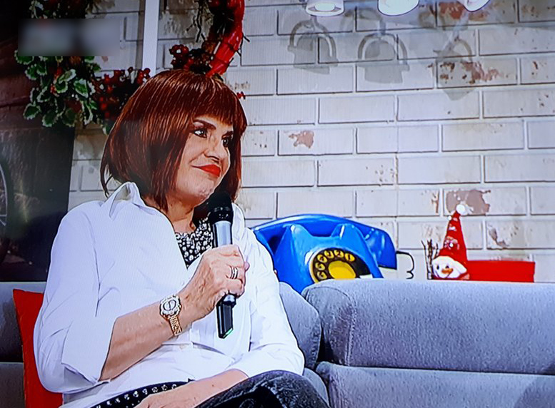 După ce a slăbit 25 de kilograme, Ionela Prodan şi-a schimabat look-ul! Cum arată acum mama Anamariei