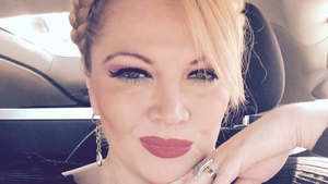 OANA LIS se „răsfaţă“ după ce VIOREL a tot câştigat la pariuri. Iată ce costum de Halloween şi-a ales