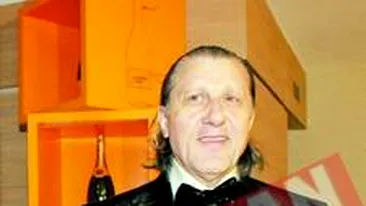 Ilie Nastase, felicitat de 30.000 de oameni