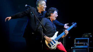 Ce a apărut pe pagina trupei Holograf, după ce Iulian Mugurel Vrabete s-a stins? E doliu în muzica românească