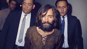 Fiorosul criminal în serie Charles Manson ar fi pe moarte! Ce diagnostic i-au pus medicii când a fost dus de urgenţă la spital
