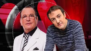 Au fumat pipa păcii la un biliard: ”Era delicios bunicul Geambașu!” Împăcare istorică în showbiz, după ani de scandaluri între tată și fiu! Avem primele declarații