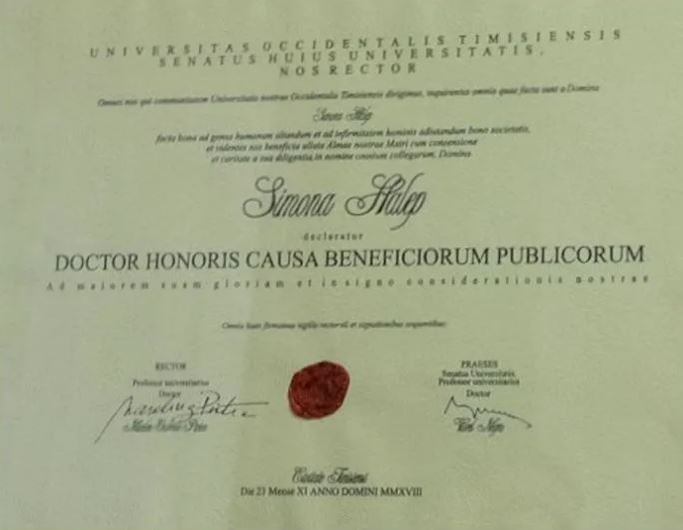 Motiv de sărbătoare pentru Simona Halep, în plin scandal de dopaj. „Doamna doctor!” Ce surpriză i-au făcut fanii | FOTO