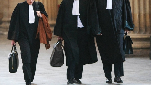 Reacție uluitoare a unui avocat din Baroul București către funcționarii AFAN: ”V-a durut în p…!”