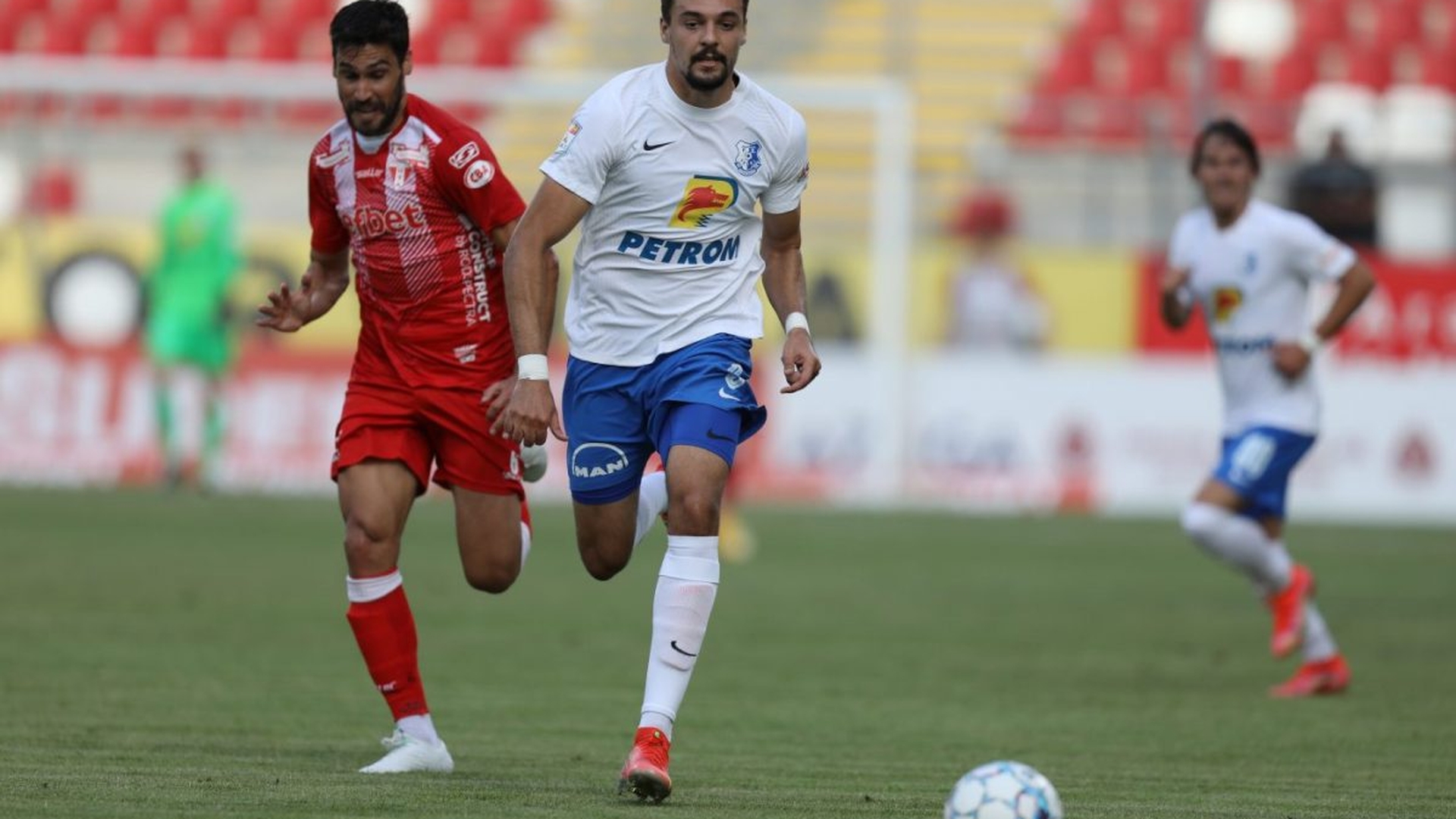 Zi de fotbal în Liga 1: 8 variante de profit lansate la Farul – UTA și „U” Craiova 1948 – CFR Cluj »»