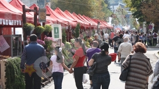 Sinaia, inchisa de Festivalul toamnei