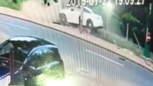 VIDEO. A fost arestat afaceristul din Iași care era să strivească un copil cu bolidul, după ce a consumat alcool în combinație cu Xanax