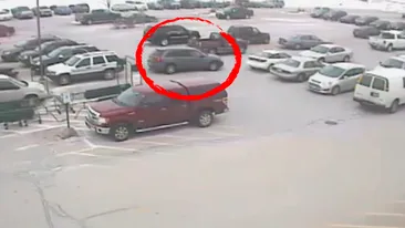 O femeie de 92 de ani a facut RAVAGII in parcare: In 30 de secunde a lovit 9 masini! VIDEO