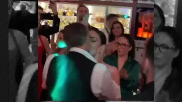 Reghecampf şi Corina, dedicaţii şi petrecere nebună până dimineaţa! Săruturi pasionale în faţa tuturor. Video fabulos