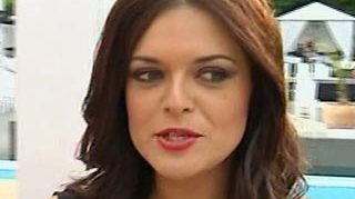 VIDEO Raluca Lazarut i-a dat papucii iubitului intr-un mod absolut uimitor: "M-am trezit dimineata si i-am spus ca nu-l mai iubesc"