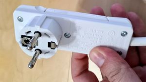 Aparatul electrocasnic care te "rupe" la bani fără să-ți dai seama. Consumă într-un minut cât 300 de becuri simultan