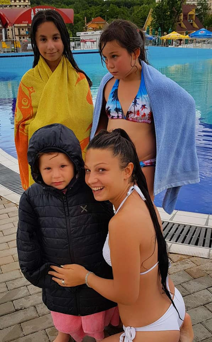 Cea mai sexy TIR-istă din România se lasă de meserie! Motivul i-a șocat pe colegii ei