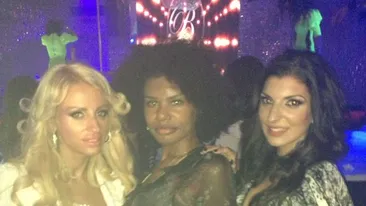 Dupa ce s-a invratit pe langa Radu Mazare si a iesit cu Tolea, mulatra Rose si-a aratat chilotii la aniversarea lui Tonciu!