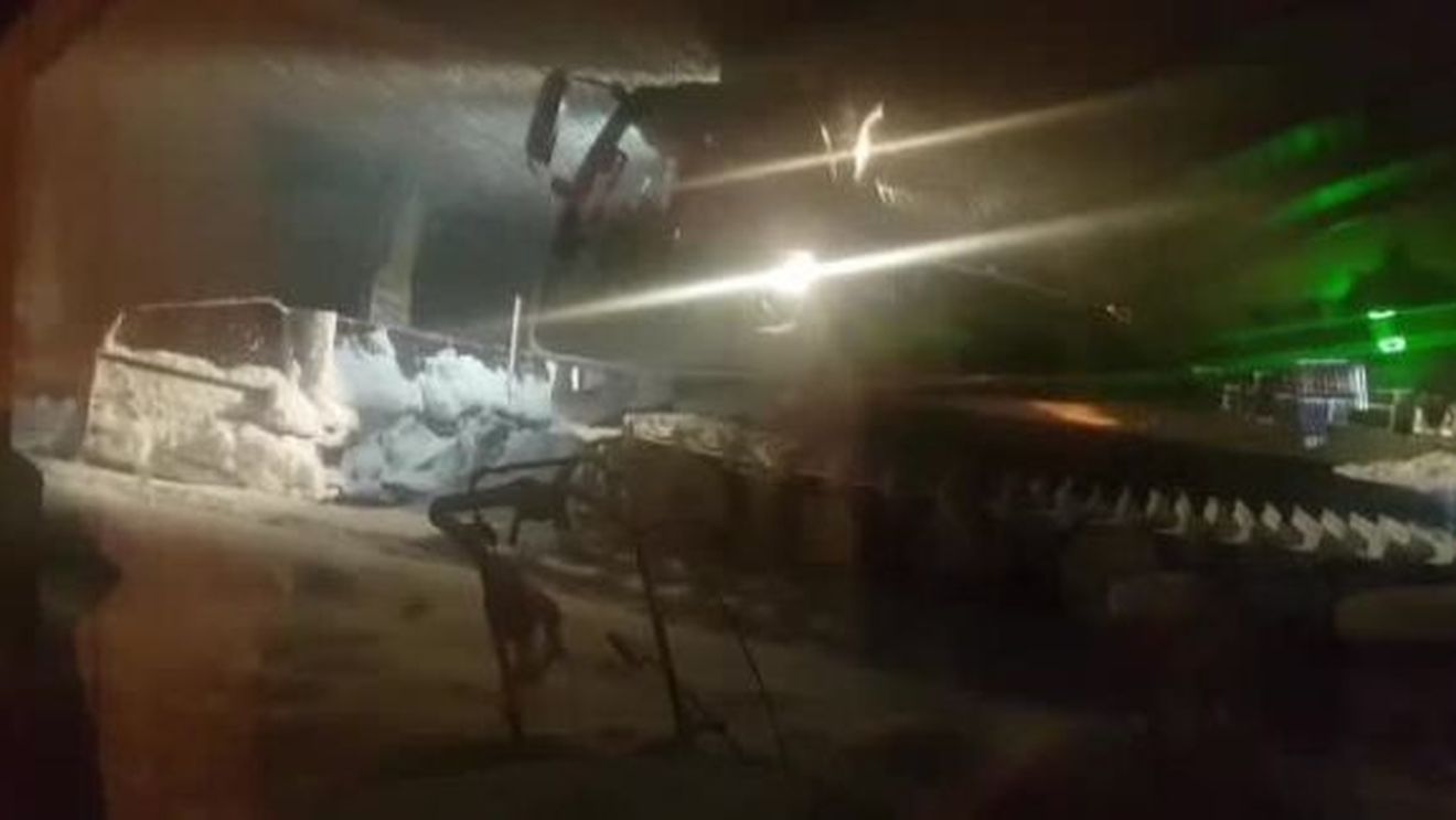 S-a întors iarna! Ninsori abundente în mai multe localităţi! Duminică va ninge şi în București
