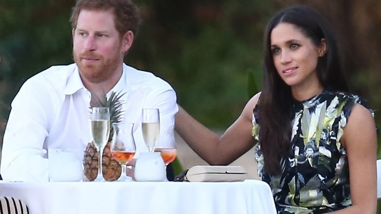 Ce sacrificiu suprem a făcut Meghan Markle pentru a fi aproape de Prinţul Harry! I-a promis că o ia de nevastă dacă face asta