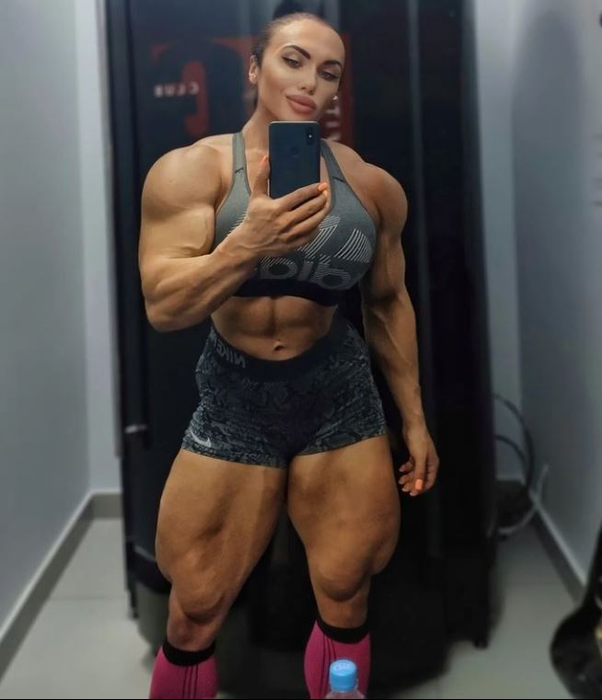 Rusoaica Natalia Kuznețova îi întrece până și pe cei mai puternici bărbați. Sursă foto: Instagram