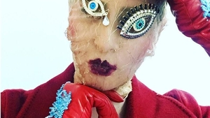 Iulia Albu, apariţie spectaculoasă la emisiune: „Am crezut că e o mumie în platou!”