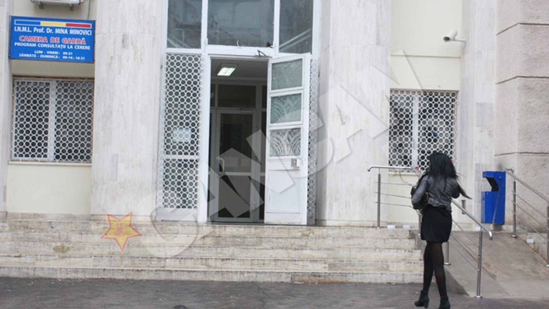 Laurette a demarat procedurile pentru a-i da in juecata pe reprezentantii salonului de infrumusetare care au mutilat-o! S-a dus la INML ca sa-si ia certificat medico-legal