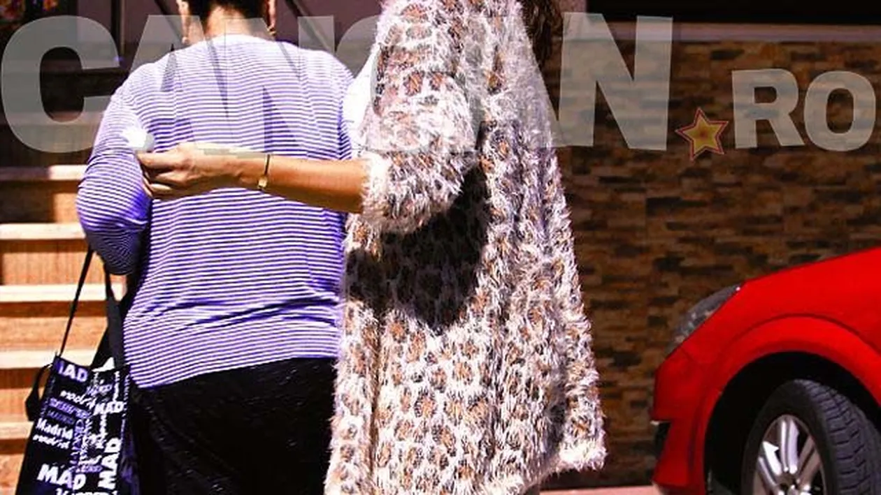 La TV arată ca scoasă din reviste, fără machiaj nu o vei recunoaşte. Cum arată o vedetă TV în timpul liber 