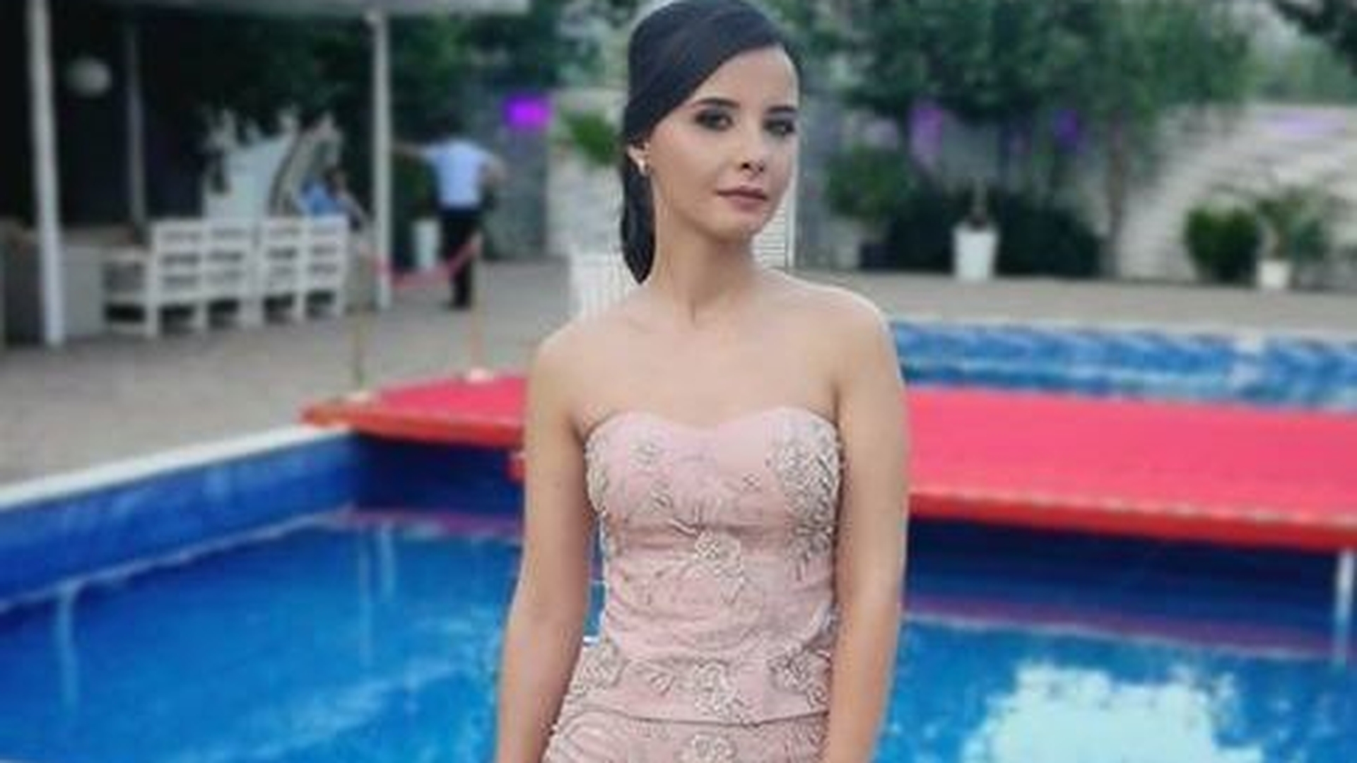 Apel disperat făcut de o tânără creatoare de modă! "AJUTOR! Mi s-a furat ieri această geantă..."