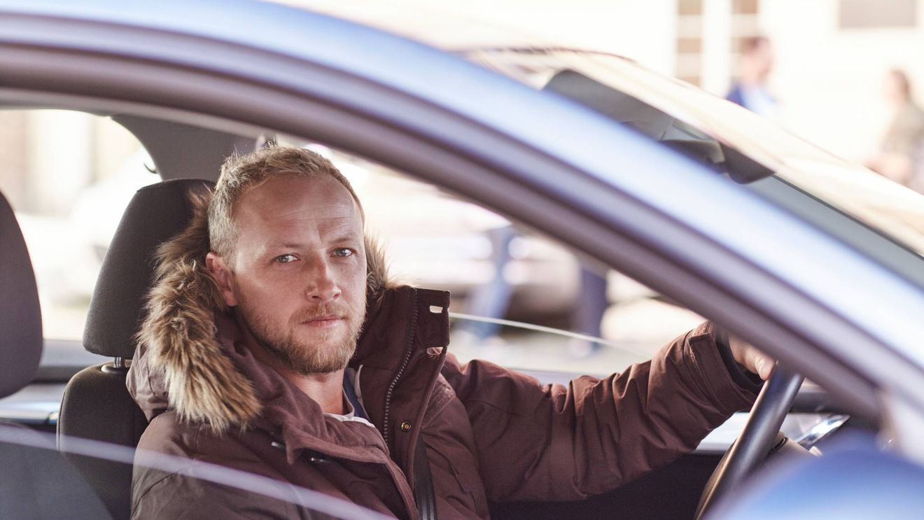 Câştigă bani pentru cadourile celor dragi: începe să conduci cu Uber în doar 3 paşi simpli