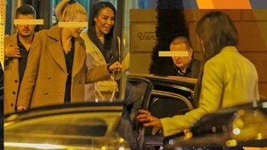 Maggie Edimoh, luată de la scară cu limuzina! ”Prințesa bijuteriilor” a făcut chef cu fetele de oraș
