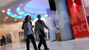 Horia-Roman Patapievici si-a scos fiul la film la mall, dar bodyguardul de la cinema nu i-a lasat sa intre. Vezi ce s-a intamplat!