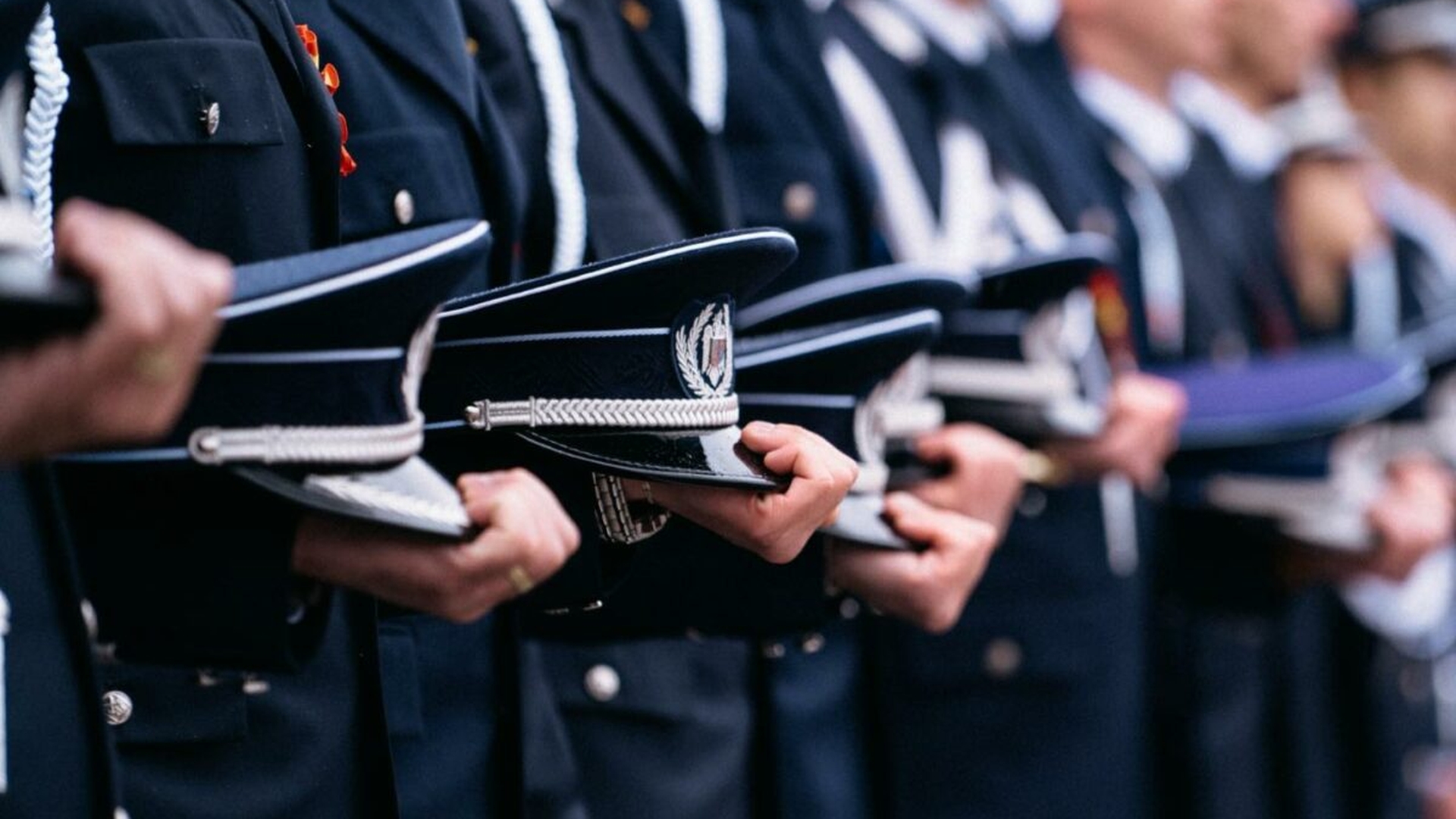 După profesori și angajații CFR, polițiștii intră în grevă. Ce nemulțumiri au oamenii legii