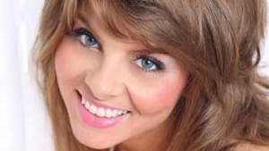 Alina Clapa, cea care ne-a reprezentat la Miss Intercontinental, se pregateste pentru Miss Asia Pacific!