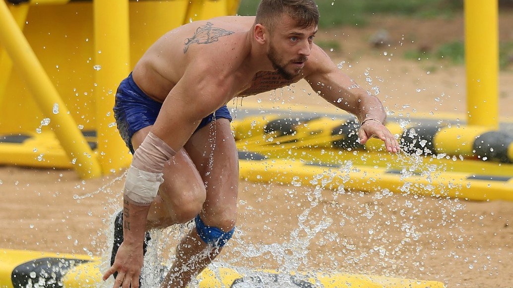 Momente tensionate la Exatlon! Războinicii nu s-au mai putut abţine şi au izbucnit: “Dacă mă ridic de jos...“