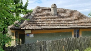 Localitatea din România în care o casă se vinde cu doar 4000 de euro. Are și teren de 1400 de metri pătrați