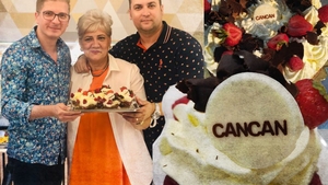 Emisiunea CANCAN.RO, de la România TV, sărbătorește cinci ani în cel mai dulce mod. VIDEO fabulos